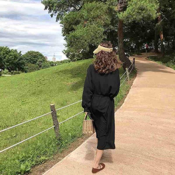 レディース　ワンピース　シャツワンピ　ミモレ丈　長袖　ゆったり　秋　冬　カジュアル　キュート　可愛い　フェミニン　きれいめ　上品　エレガント　おしゃれ　お出かけ　お呼ばれ　ブラック　ブルー　フリーサイズ　ワンサイズ　送料無料