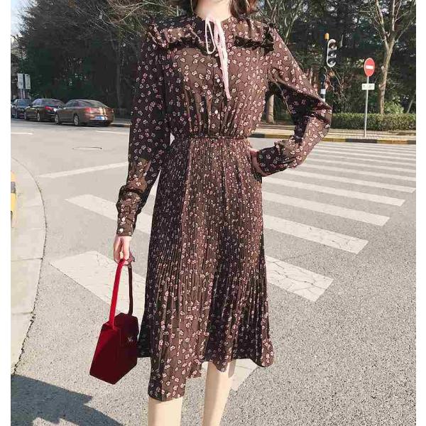レディース　ワンピース　ハイウエスト　花柄　ボタニカル柄　首元リボン　フリル　フレア　長袖　秋　冬　カジュアル　キュート　可愛い　フェミニン　きれいめ　上品　エレガント　おしゃれ　お出かけ　お呼ばれ　ベージュ　ブラウン　S　M　サイズ　送料無料