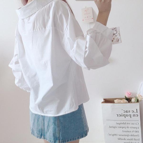 レディース　ブラウス　シャツ　長袖　ボリュームスリーブ　ロングシャツ　トップス　カジュアル　キュート　可愛い　フェミニン　きれいめ　上品　エレガント　おしゃれ　お出かけ　オフィス　デート　デイリー　グリーン　ホワイト　フリーサイズ　送料無料