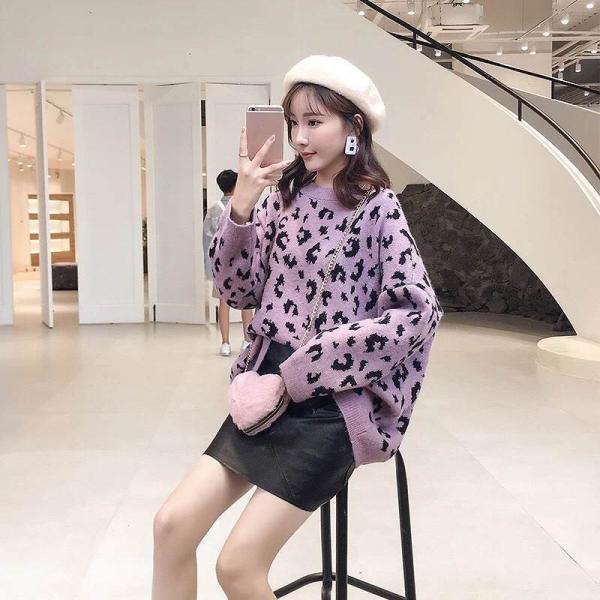レディース　ニット　ヒョウ柄　ラウンドネック　セーター　長袖　プルオーバー　ゆったり　あったか　トップス　秋　冬　カジュアル　キュート　大人　可愛い　大人女子　フェミニン　おしゃれ　お出かけ　オフィス　カーキ　パープル　ブラック　ネイビー　送料無料