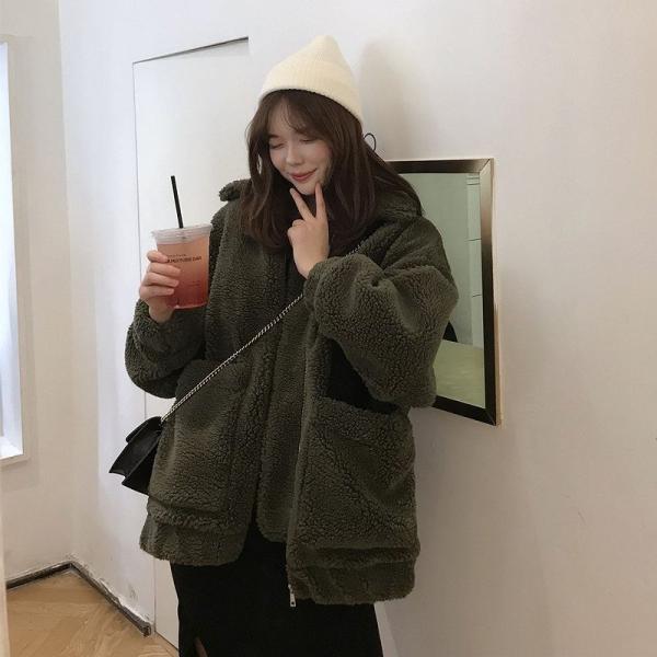 レディース　アウター　もこもこ　ジャケット　無地　ゆったり　ルーズ　長袖　秋冬　カジュアル　大人可愛い　フェミニン　お出かけ　デート　デイリー　レッド　カーキ　オリーブ　フリーサイズ　送料無料