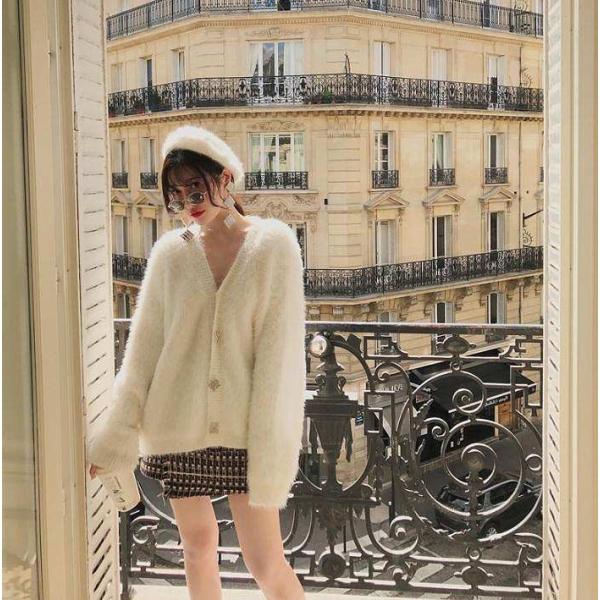 レディース　カーディガン　Vネック　ニット　セーター　ジャケット　アウター　羽織　長袖　トップス　カジュアル　キュート　大人　可愛い　大人女子　フェミニン　おしゃれ　お出かけ　オフィス　デイリー　普段着　ホワイト　ブラック　フリーサイズ　送料無料