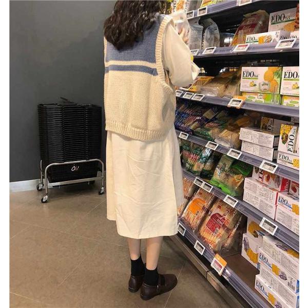 レディース　ワンピース　シャツワンピ　ニットベスト　長袖　ミモレ丈　ミディ丈　ゆったり　オーバーサイズ　秋　冬　カジュアル　キュート　大人女子　可愛い　フェミニン　きれいめ　上品　エレガント　おしゃれ　お出かけ　お呼ばれ　ベージュ　フリーサイズ　送料無料