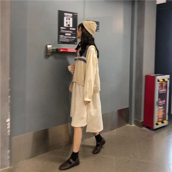 レディース　ワンピース　シャツワンピ　ニットベスト　長袖　ミモレ丈　ミディ丈　ゆったり　オーバーサイズ　秋　冬　カジュアル　キュート　大人女子　可愛い　フェミニン　きれいめ　上品　エレガント　おしゃれ　お出かけ　お呼ばれ　ベージュ　フリーサイズ　送料無料