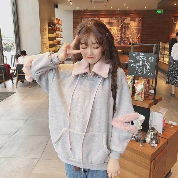 レディース　パーカー　スウェット　ハイネック　フード付き　オーバーサイズ　ゆったり　プルオーバー　長袖　トレーナー　トップス　カジュアル　キュート　大人　可愛い　大人女子　フェミニン　おしゃれ　デイリー　普段着　グレー　フリーサイズ　送料無料