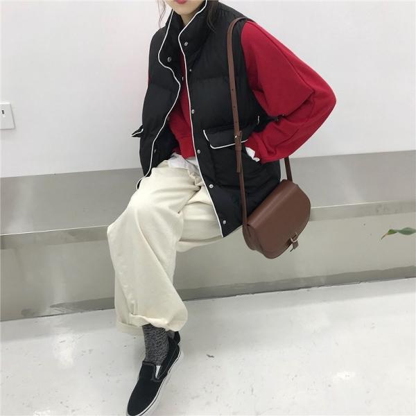 レディース　アウター　中綿　ベスト　ノースリーブ　無地　ポケット　スタンドカラー　カジュアル　大人可愛い　フェミニン　スポーツ　ジョギング　お出かけ　デート　デイリー　ブラック　ホワイト　フリーサイズ　送料無料