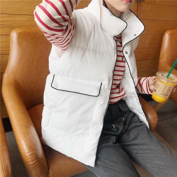 レディース　アウター　中綿　ベスト　ノースリーブ　無地　ポケット　スタンドカラー　カジュアル　大人可愛い　フェミニン　スポーツ　ジョギング　お出かけ　デート　デイリー　ブラック　ホワイト　フリーサイズ　送料無料