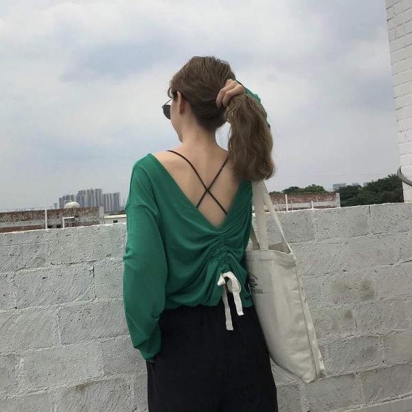 レディース　トップス　カットソー　薄手　ラウンドネック　バッククロス　12分袖　無地　カジュアル　大人可愛い　ラフスタイル　お出かけ　デート　デイリー　グリーン　ブラック　ホワイト　フリーサイズ　送料無料