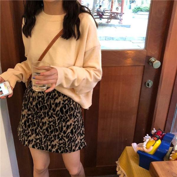 レディース　スカート　ヒョウ柄　台形スカート　ハイウエスト　タイト　スリム　ミニ丈　秋　冬　ボトムス　カジュアル　キュート　大人　可愛い　フェミニン　きれいめ　おしゃれ　お出かけ　デイリー　二次会　お呼ばれ　S　M　サイズ　送料無料