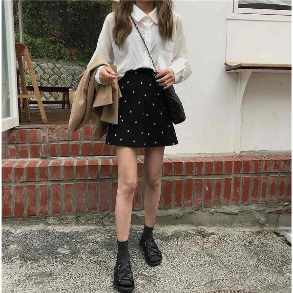 レディース　ハイウエスト　スカート　ドット　水玉　台形スカート　タイト　スリム　ミニ丈　秋　冬　ボトムス　カジュアル　キュート　大人　可愛い　フェミニン　きれいめ　おしゃれ　お出かけ　デイリー　二次会　お呼ばれ　ブラック　S　M　L　サイズ　送料無料