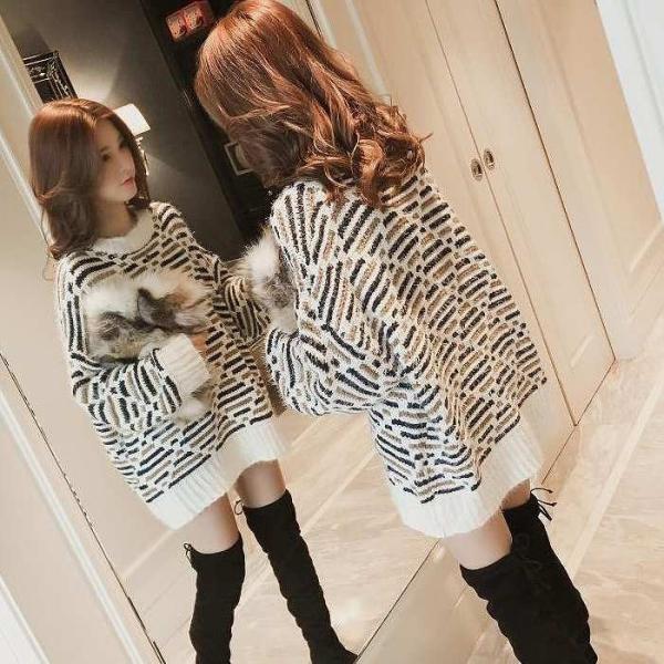 レディース　ニット　セーター　長袖　あったか　ゆったり　オーバーサイズ　プルオーバー　トップス　秋　冬　カジュアル　キュート　大人　可愛い　大人女子　フェミニン　おしゃれ　お出かけ　オフィス　デイリー　ホワイト　ブラック　フリーサイズ　送料無料