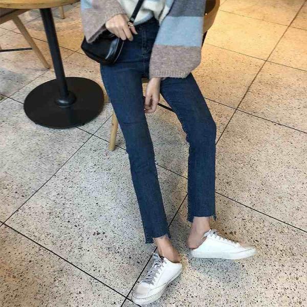 レディース　デニム　クロップドパンツ　アンクル丈　スリム　タイト　ジーンズ　ジーパン　ボトムス　カジュアル　キュート　可愛い　フェミニン　きれいめ　エレガント　おしゃれ　お出かけ　デイリー　オフィス　普段着　ネイビー　ブラック　S　M　L　サイズ　送料無料