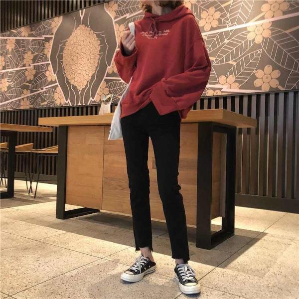 レディース　デニム　クロップドパンツ　アンクル丈　スリム　タイト　ジーンズ　ジーパン　ボトムス　カジュアル　キュート　可愛い　フェミニン　きれいめ　エレガント　おしゃれ　お出かけ　デイリー　オフィス　普段着　ネイビー　ブラック　S　M　L　サイズ　送料無料