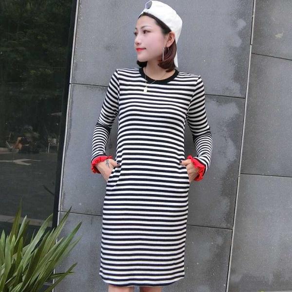 レディース　Tシャツワンピース　ひざ上丈　ボーダー　長袖　トップス　カジュアル　キュート　大人　可愛い　フェミニン　おしゃれ　お出かけ　デイリー　普段着　迷彩　ブラック×ホワイト　ブラック×グレー　M　L　XL　サイズ　送料無料