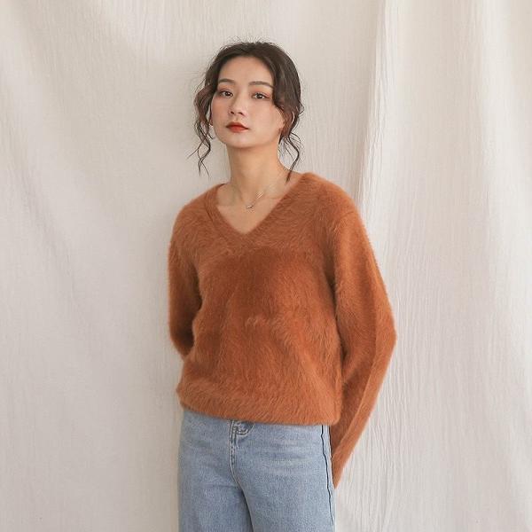 レディース　ニット　ふわふわ　もこもこ　カットソー　Vネック　長袖　無地　セーター　トップス　カジュアル　キュート　大人　可愛い　フェミニン　おしゃれ　お出かけ　オフィス　デイリー　普段着　レッド　ブルー　オフホワイト　フリーサイズ　送料無料