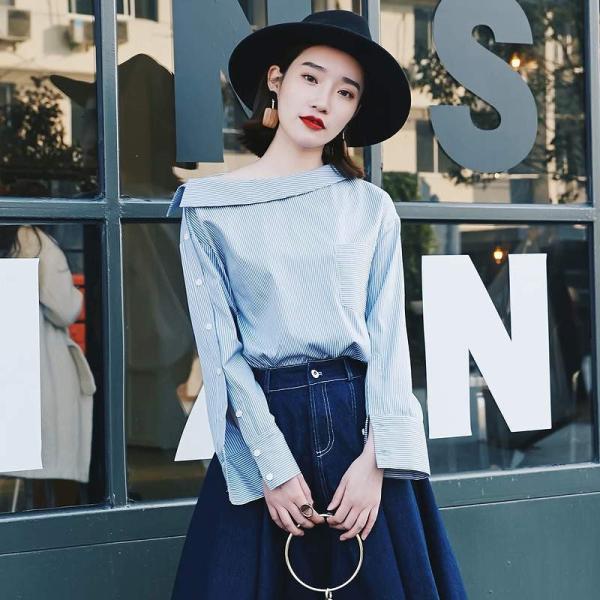 レディース　ボートネック　ブラウス　ストライプ　シャツ　長袖　トップス　カジュアル　キュート　大人　可愛い　フェミニン　おしゃれ　お出かけ　エレガント　オフィス　デイリー　普段着　ブルー　グレー　M　L　XL　サイズ　送料無料