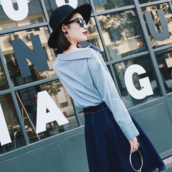 レディース　ボートネック　ブラウス　ストライプ　シャツ　長袖　トップス　カジュアル　キュート　大人　可愛い　フェミニン　おしゃれ　お出かけ　エレガント　オフィス　デイリー　普段着　ブルー　グレー　M　L　XL　サイズ　送料無料