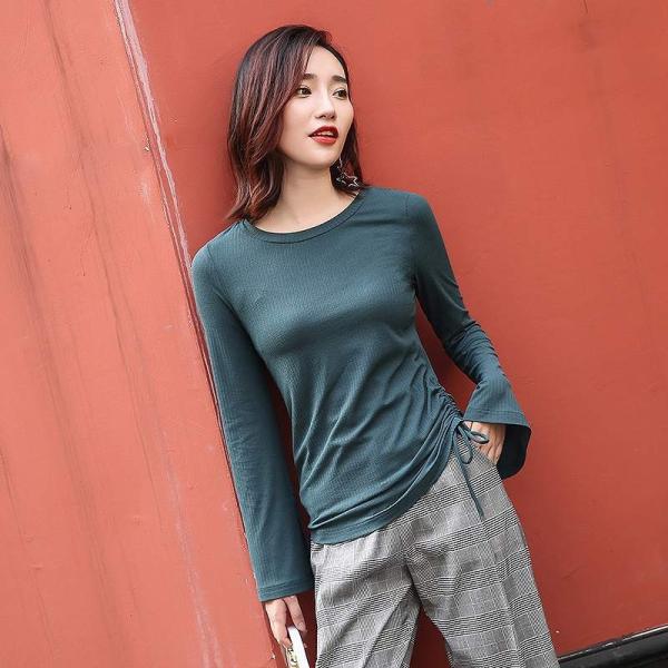 レディース　ボリュームスリーブ　フレアスリーブ　ニット　カットソー　長袖　無地　トップス　カジュアル　キュート　大人　可愛い　フェミニン　おしゃれ　お出かけ　オフィス　デイリー　普段着　レッド　グリーン　ブラック　M　L　XL　送料無料