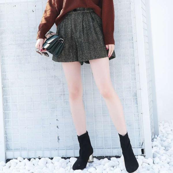 レディース　ボトムス　ショート　パンツ　ストライプ　ウール　きれいめ　カジュアル　おしゃれ　キュート　大人可愛い　フェミニン　お出かけ　デート　デイリー　普段着　グレー　M　L　XL　送料無料