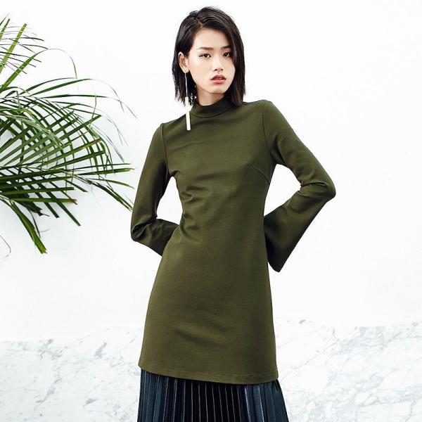 レディース　ボリュームスリーブ　フレアスリーブ　ハイネック　ワンピース　ミニ丈　スカート　トップス　カジュアル　キュート　大人　可愛い　フェミニン　おしゃれ　お出かけ　デイリー　普段着　オリーブ　ブラック　M　L　XL　サイズ　送料無料