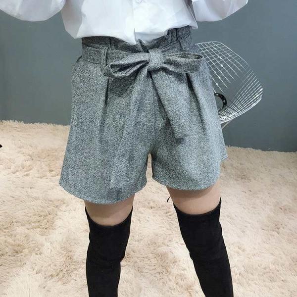 レディース　ショートパンツ　ベルト　ハイウエスト　ボトムス　カジュアル　キュート　可愛い　フェミニン　きれいめ　おしゃれ　お出かけ　デイリー　普段着　カーキ　グレー　ブラック　フリーサイズ　ワンサイズ　送料無料