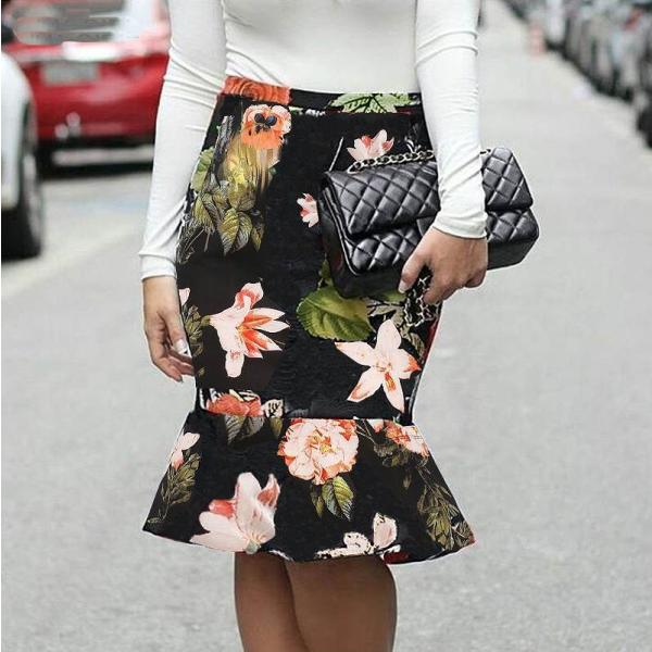 レディース　ボトムス　スカート　ミモレ丈　トランペットスカート　フレア　総柄　花柄　キュート　カジュアル　大人可愛い　フェミニン　オフィス　デート　お出かけ　デイリー　ブラック　S　M　L　XL　XXL　送料無料