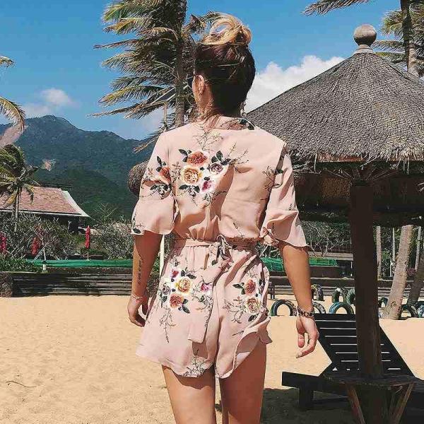 レディース　オールインワン　シャツパンツ　コンビネゾン　半袖　　シフォン　膝上丈　花柄　総柄　シンプル　キュート　カジュアル　大人可愛い　フェミニン　デート　お出かけ　デイリー　ビーチ　リゾート　カーキ　ホワイト　ネイビー　S　M　L　XL　XXL　送料無料