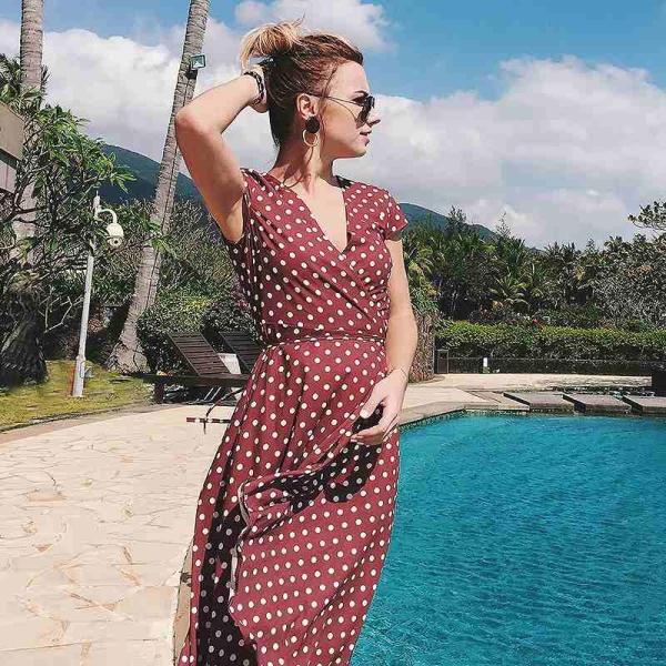 レディース　ワンピース　半袖　Vネック　マキシ丈　シフォン　ドット柄　フレア　シック　キュート　カジュアル　大人可愛い　フェミニン　デート　お出かけ　デイリー　リゾート　レッド　S　M　L　XL　XXL　送料無料