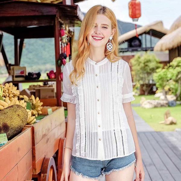 レディース　キャンディスリーブ　ボリュームスリーブ　レース　ブラウス　シャツ　半袖　春　夏　トップス　カジュアル　キュート　可愛い　フェミニン　きれいめ　上品　エレガント　おしゃれ　お出かけ　デイリー　普段着　ホワイト　S　M　L　XL　サイズ　送料無料