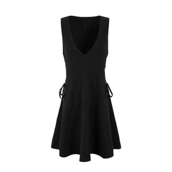 レディース　Vネック　ジャンパースカート　サロペット　オールインワン　レースアップ　シンプル　無地　スカート　ボトムス　カジュアル　キュート　可愛い　フェミニン　おしゃれ　お出かけ　デイリー　普段着　春　夏　ブラック　S　M　L　XL　サイズ　送料無料