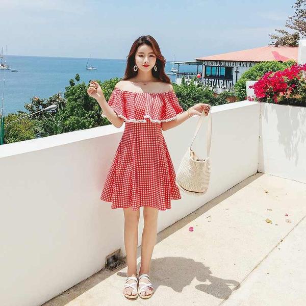 レディース ショルダーオフ ワンピース ラバティンカラー 膝丈 半袖 フレア フリル チェック カジュアル 大人可愛い フェミニン お出かけ デート デイリー 夏 リゾート レッド S M L 送料無料