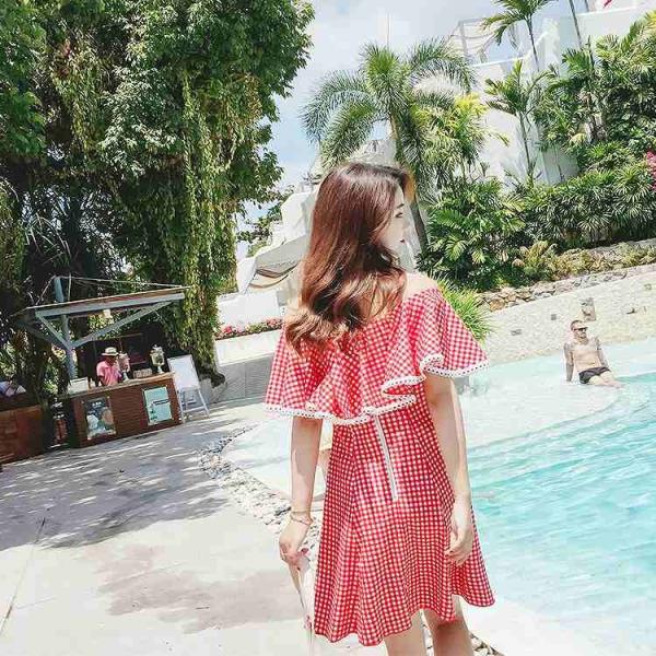 レディース ショルダーオフ ワンピース ラバティンカラー 膝丈 半袖 フレア フリル チェック カジュアル 大人可愛い フェミニン お出かけ デート デイリー 夏 リゾート レッド S M L 送料無料