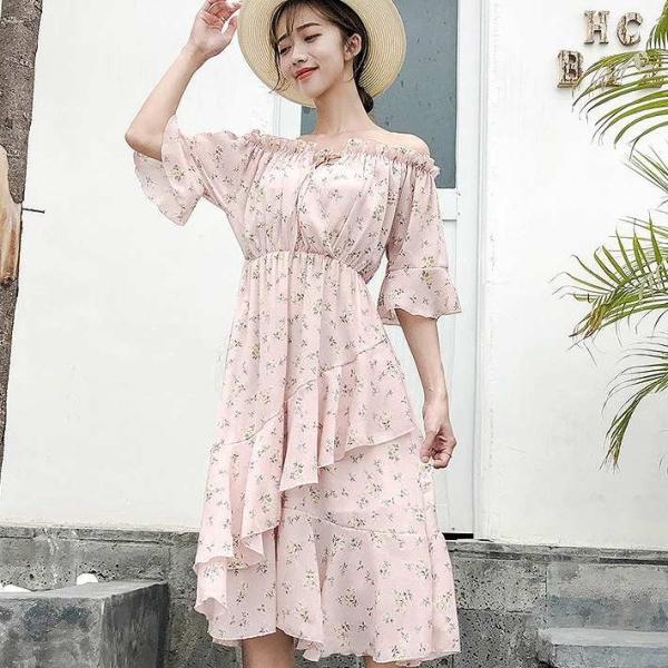 レディース ワンピース オフショルダー 半袖 フレア シフォン パフスリーブ ミディ丈 小花柄 総柄 エレガント カジュアル 大人可愛い フェミニン お出かけ デート デイリー リゾート ホワイト ピンク フリーサイズ 送料無料