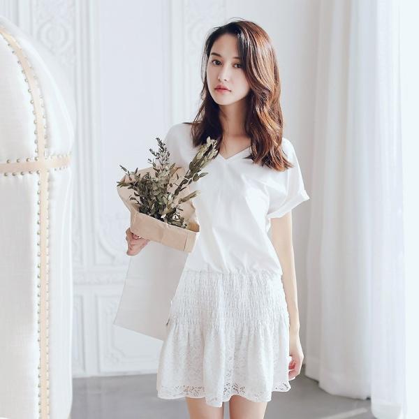 レディース ワンピース Vネック Tシャツワンピース 無地 シンプル レース 半袖 春 夏 スカート カジュアル キュート 可愛い フェミニン きれいめ 上品 エレガント おしゃれ お出かけ お呼ばれ 清楚 ホワイト S M L サイズ 送料無料
