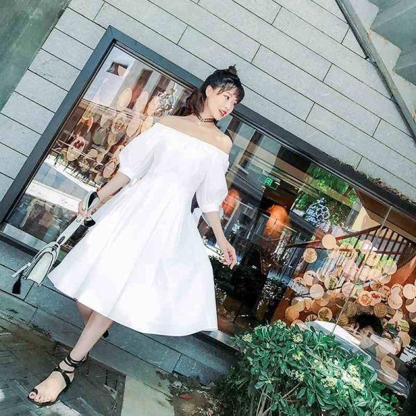 レディース ワンピース 肩出し 肩見せ オフショルダー ミディ丈 ひざ下丈 ボリュームスリーブ 春 夏 スカート カジュアル キュート 可愛い フェミニン きれいめ 上品 エレガント おしゃれ お出かけ お呼ばれ ホワイト S M サイズ 送料無料