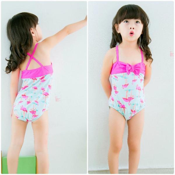 キッズ　ジュニア　女の子　子供　水着　ワンピース　リボン　フリル　フラミンゴ柄　カジュアル　かわいい　キュート　海　プール　スイミング　スクール　ビーチ　リゾート　マリン　海水浴　ブルー　665　775　885　95　105　1112125　送料無料