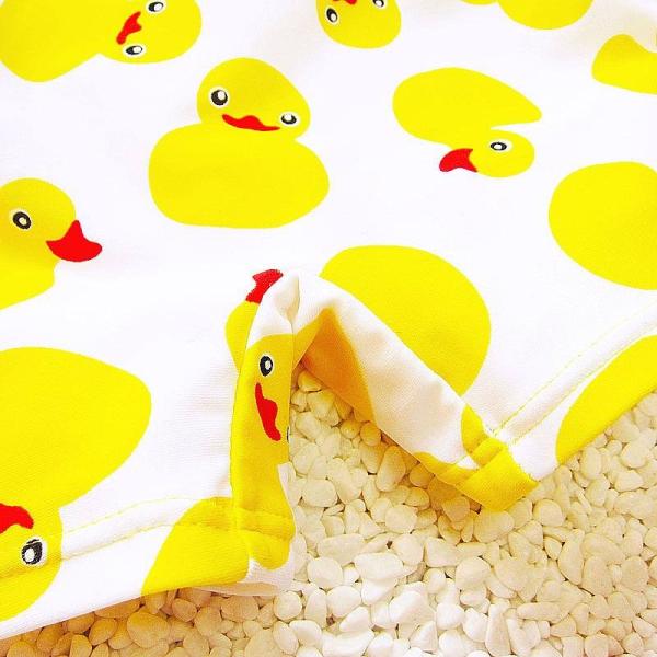 キッズ　男の子　水着　2点セット　帽子付き　アヒル柄　スイムキャップ　ショートパンツ　短パン　スイムパンツ　サーフパンツ　海　プール　水泳　スイミング　 スイムウェア　水遊び海水浴　夏休み　旅行　子供用　男児　男子　ジュニア　イエロー　送料無料