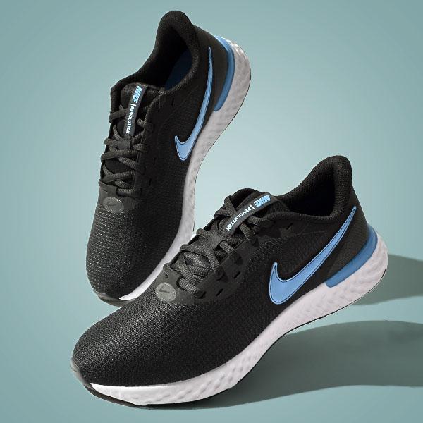 ナイキ メンズ ランニングシューズ Nike レボリューション 5 Ext ジョギング マラソン 運動靴 スニーカー シューズ トレーニング ブラック 21夏新作 エレファントsports Paypayモール店 通販 Paypayモール