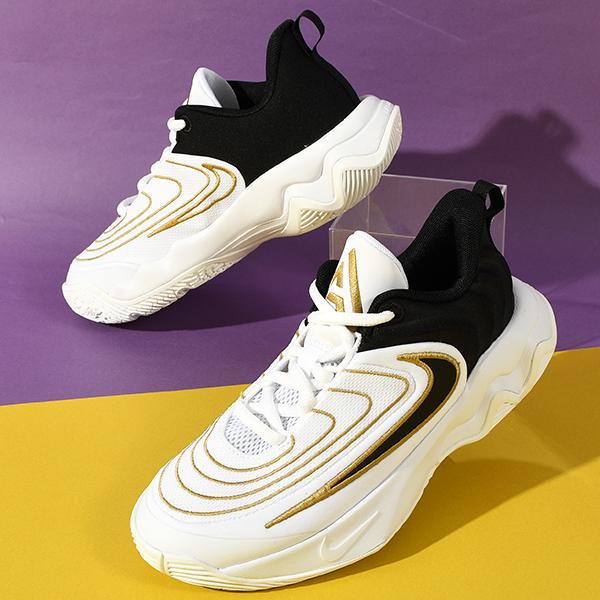 NIKE ナイキ バスケットボールシューズ キッズ ヤニス NIKE ナイキ バスケットボールシューズ キッズ ヤニス