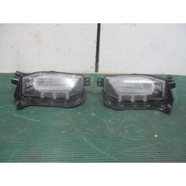 トヨタ純正 プリウスα デイタイムランニングライト 81440-47041 トヨタ純正 プリウスα デイタイムランニングライト 81440-47041