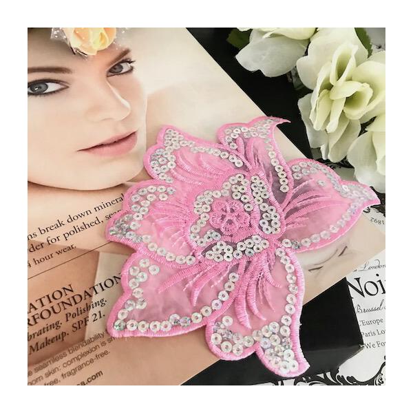 スパンコール モチーフ ワッペン アイロン接着可 バラ アップリケ 新体操 ローズ 衣装モチーフ レオタードモチーフ バトンモチーフ 手芸 衣装 装飾 ピンク