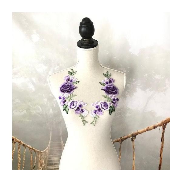 エレガントなバラの刺繍モチーフセットになります。新体操、社交ダンス、バトントワリング、レオタード、ベリーダンス、フィギュアスケート、バレエ、ドレス、ステージ衣装、ハンドメイド材料などにお使い頂けます。アイロンタイプではございませんサイズ：H...