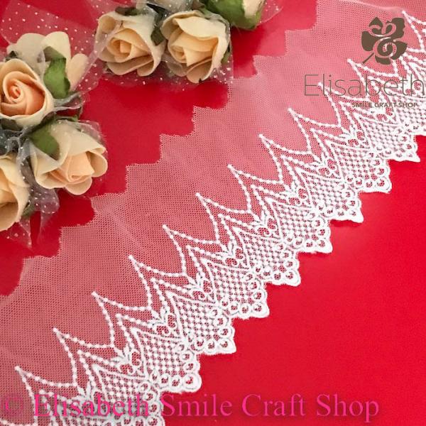 レース チュールレース 手芸 花柄 花模様 オフホワイト 花柄 衣装 刺繍 リボン 手作り 素材 装飾 材料 コスプレ衣装 バレエ衣装 舞台衣装 ステージ衣装 ダンス…