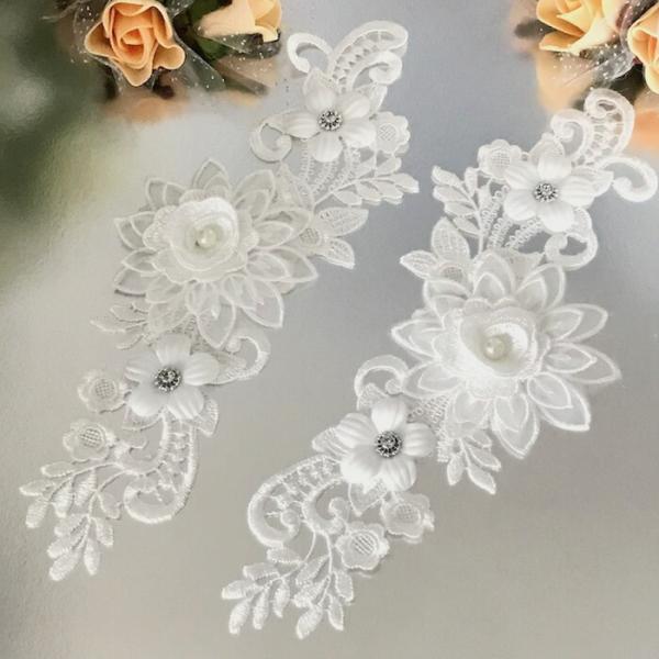 ストーン付き立体的なお花のモチーフセットです。ワンピース、新体操、社交ダンス、バトントワリング、レオタード、ベリーダンス、フィギュアスケート、バレエ衣装、ドレス、服飾、ステージ衣装、舞台衣装、ハンドメイド材料などにお使いいただけます。サイズ...