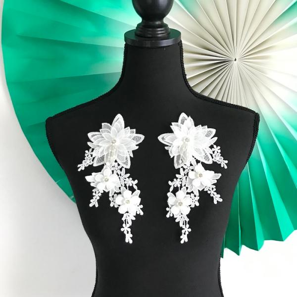 レースモチーフ モチーフ ホワイト 白 お花 ストーン付き 装飾 服飾 レオタード バトンモチーフ 新体操 ベリーダンス 舞台衣装 ステージ衣装 ダンス衣装 社交ダンス フィギア衣装 バレエ衣装