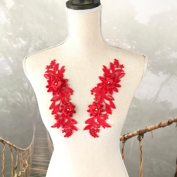 パール付き立体的なお花のモチーフセットです。新体操、社交ダンス、バトントワリング、レオタード、ベリーダンス、フィギュアスケート、バレエ衣装、ドレス、服飾、ステージ衣装、舞台衣装、ハンドメイド材料などにお使いいただけます。サイズ：H23cm ...