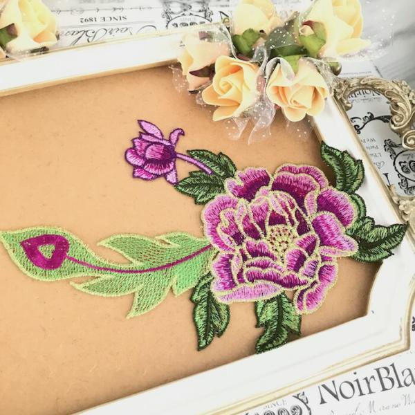 ゴールド刺繍入りバラのモチーフレースになります。ワンピース、新体操、社交ダンス、バトントワリング、レオタード、ベリーダンス、フィギュアスケート、バレエ衣装、ドレス、服飾、ステージ衣装、舞台衣装、ハンドメイド材料などにお使いいただけます。サイ...