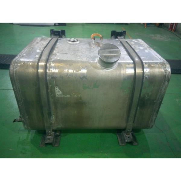 大型商品】日本軽金属製・250L・NT-250A?・アルミ製 フューエルタンク
