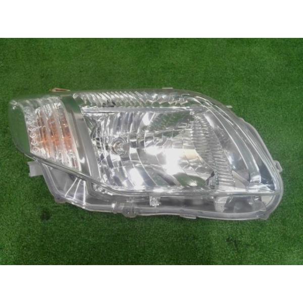 カローラアクシオ DBA-NZE141 右ヘッドライト コイト 81110-12B00