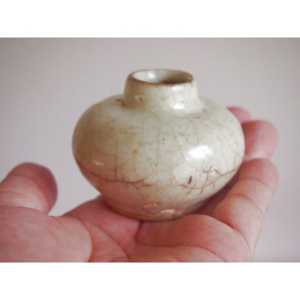 南宋　小壺 南宋 元時代 白磁小壺7cm 13世紀 中国古美術 景徳鎮 志野 東南アジア